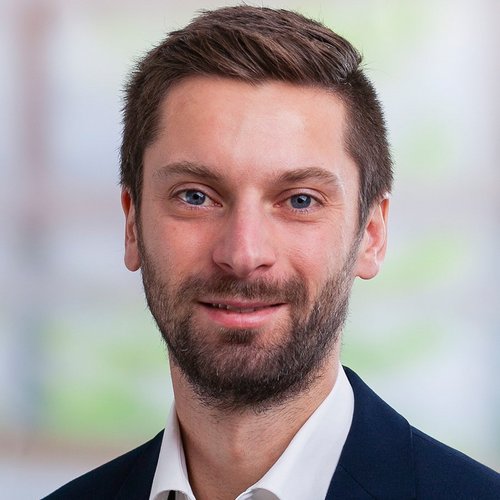 Stefan Moser, Produktmanagement Kompensatoren, Verladetechnik, Rohrsysteme und Wassernebelkanonen